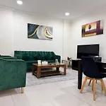 Chelsea Gardens Apartment